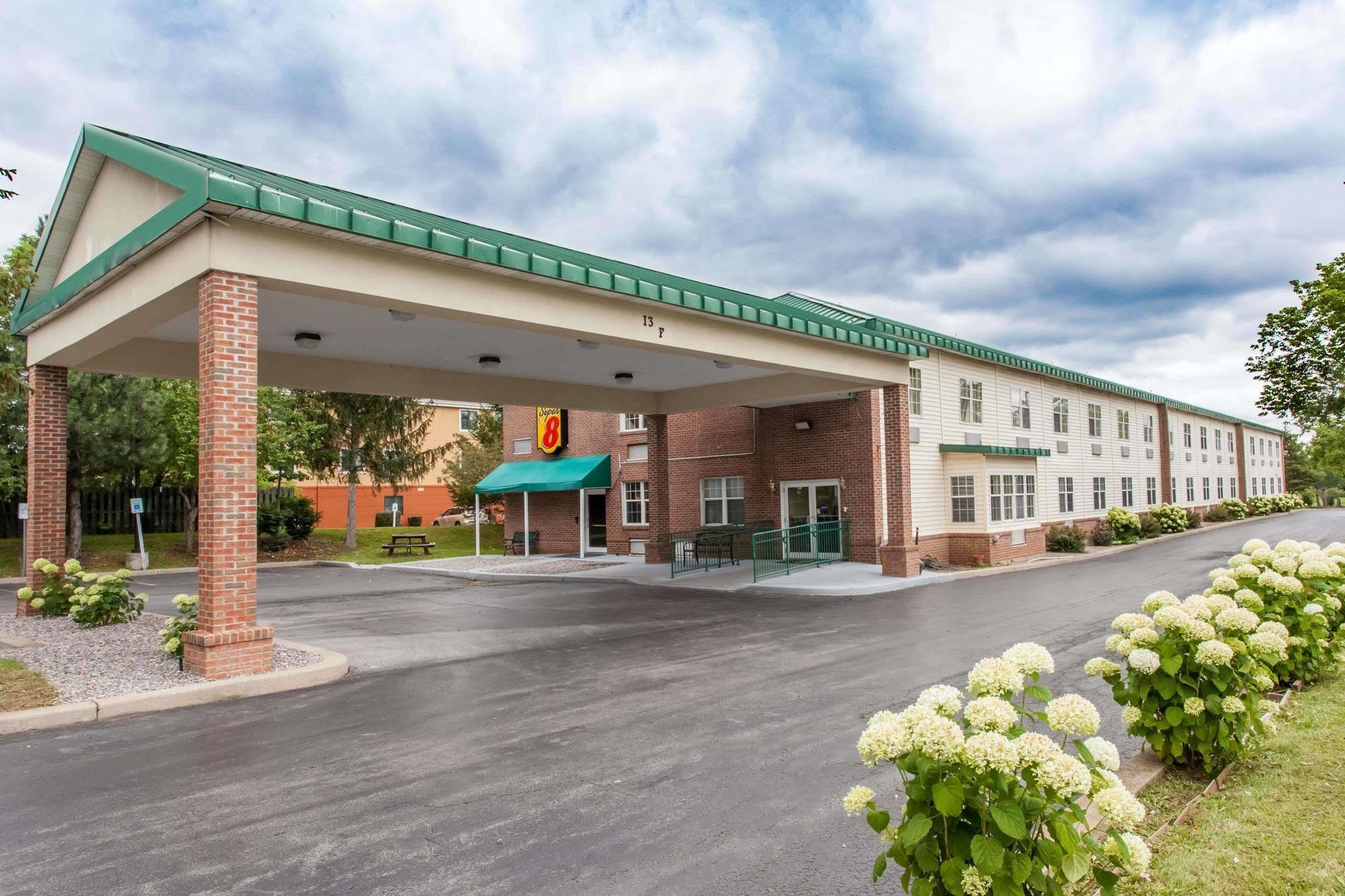 Syracuse Inn East Syracuse Eksteriør billede